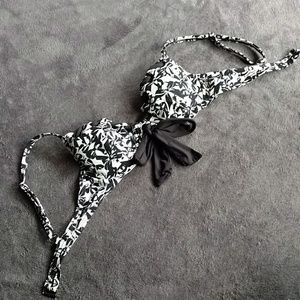 Black/White Bow Bikini Top W/Black Bow